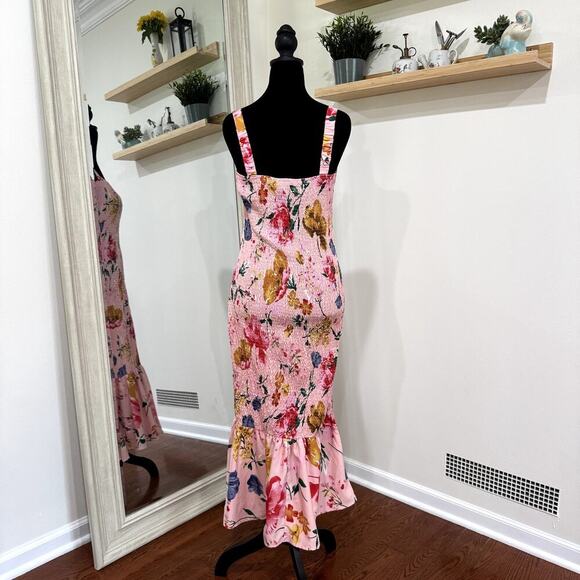 Beautiful Pink Floral Ruched Midi Dress Women's Size Medium - Picture 2 of 5